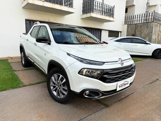 FIAT TORO 2.0 16V TURBO DIESEL VOLCANO 4WD AT9